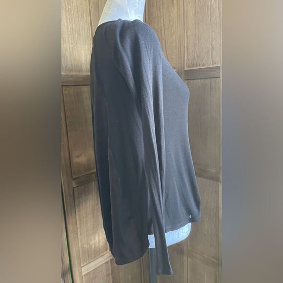 Victoria’s Secret Black Pleated Satin Back Blouse. - Picture 2 of 7